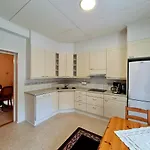 Mansikkaharju Kartano *