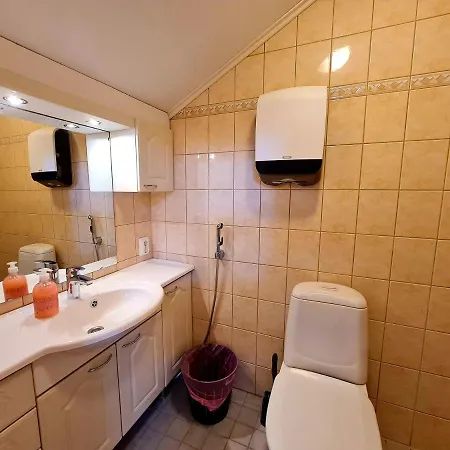 Mansikkaharju Kartano *