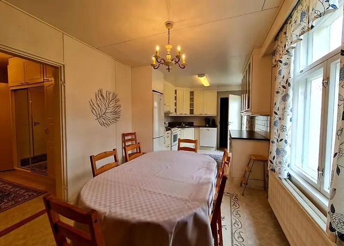 Mansikkaharju Kartano 公寓 *